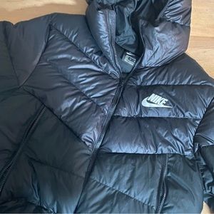 Nike Puffer Jacket Size L